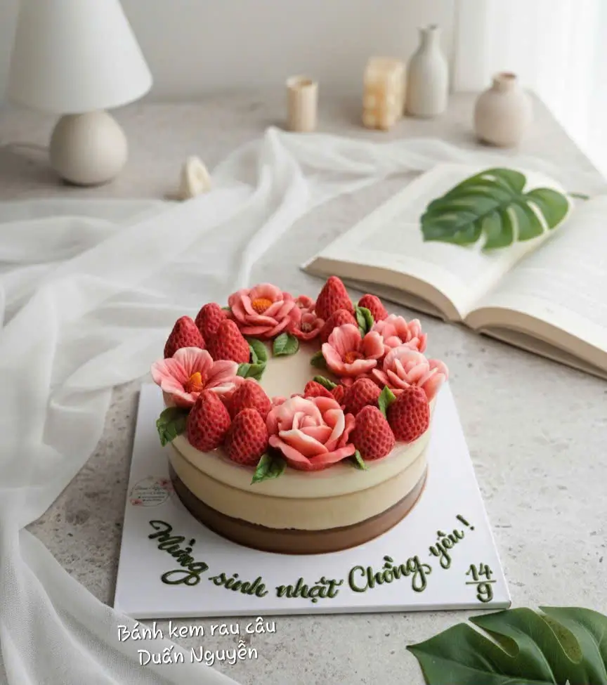 Bánh Hoa Hồng Dâu Tây Tặng Chồng – Duẫn Nguyễn Cakes Thủ Đức