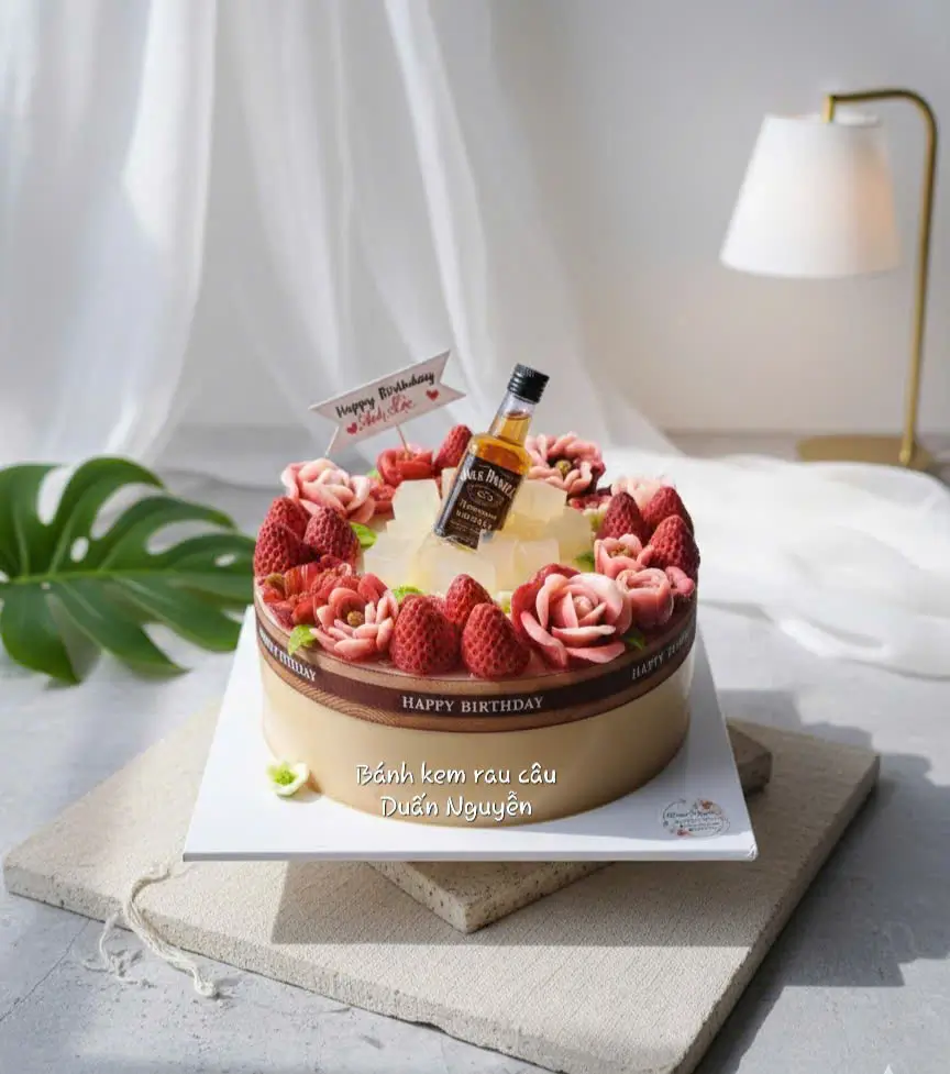 Bánh Hoa & Rượu Jack Daniels Phá Cách – Duẫn Nguyễn Cakes Thủ Đức